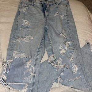 American Eagle light washed jeans